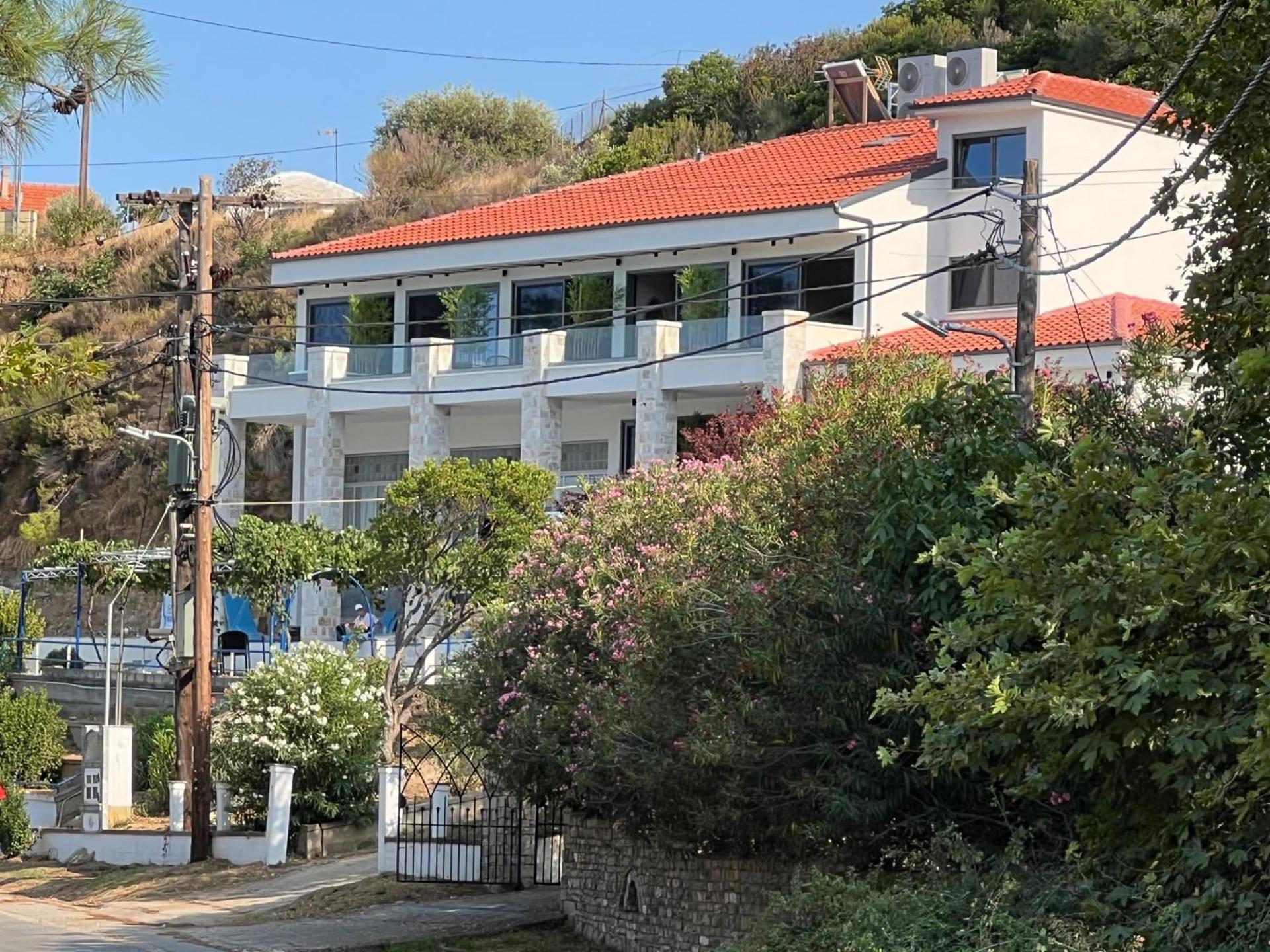 Hotel Kinira Kültér fotó